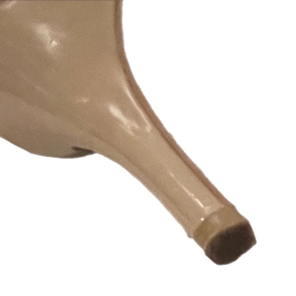 Steve Madden Sillly Nude Ankle Strap Patient Leather Heels Size 7.5M N3297 EUC - Picture 8 of 9